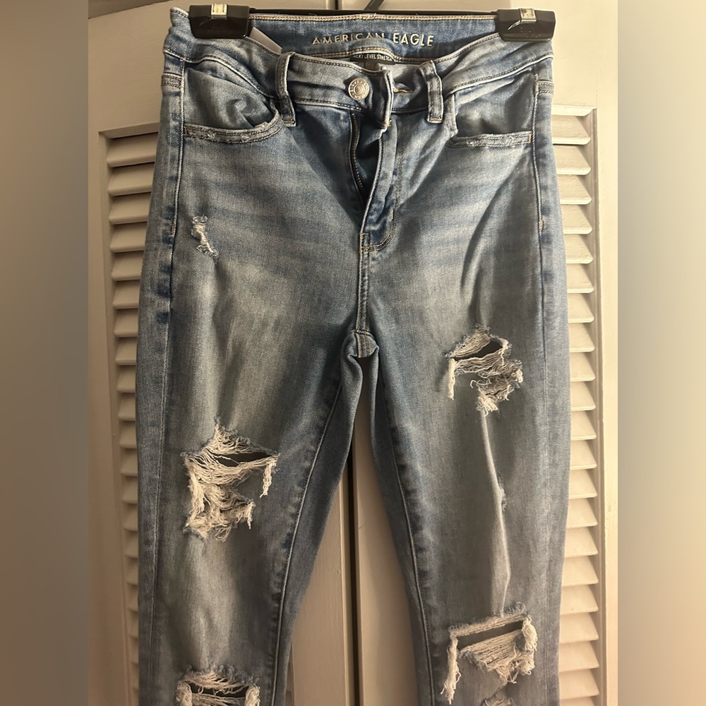 American Eagle Outfitters Ripped Skinny Jeans - Picture 3 of 10